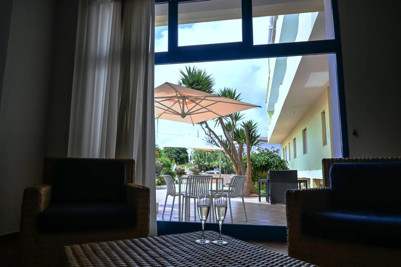 Hotel Baia Turchese 람페두사 외부 사진