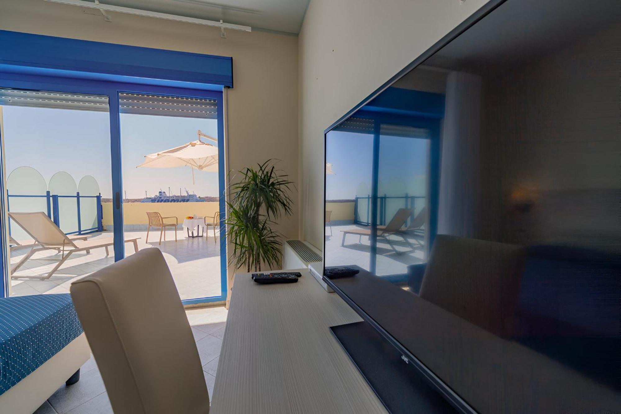 Hotel Baia Turchese 람페두사 외부 사진