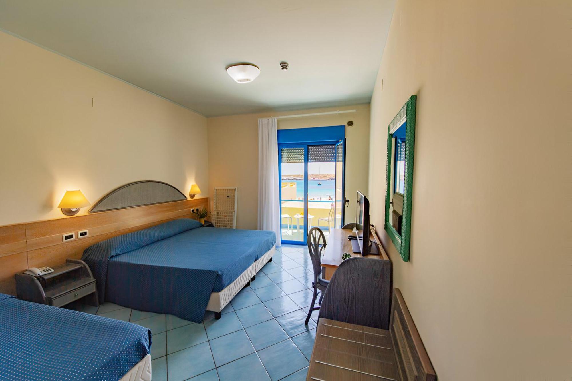 Hotel Baia Turchese 람페두사 외부 사진
